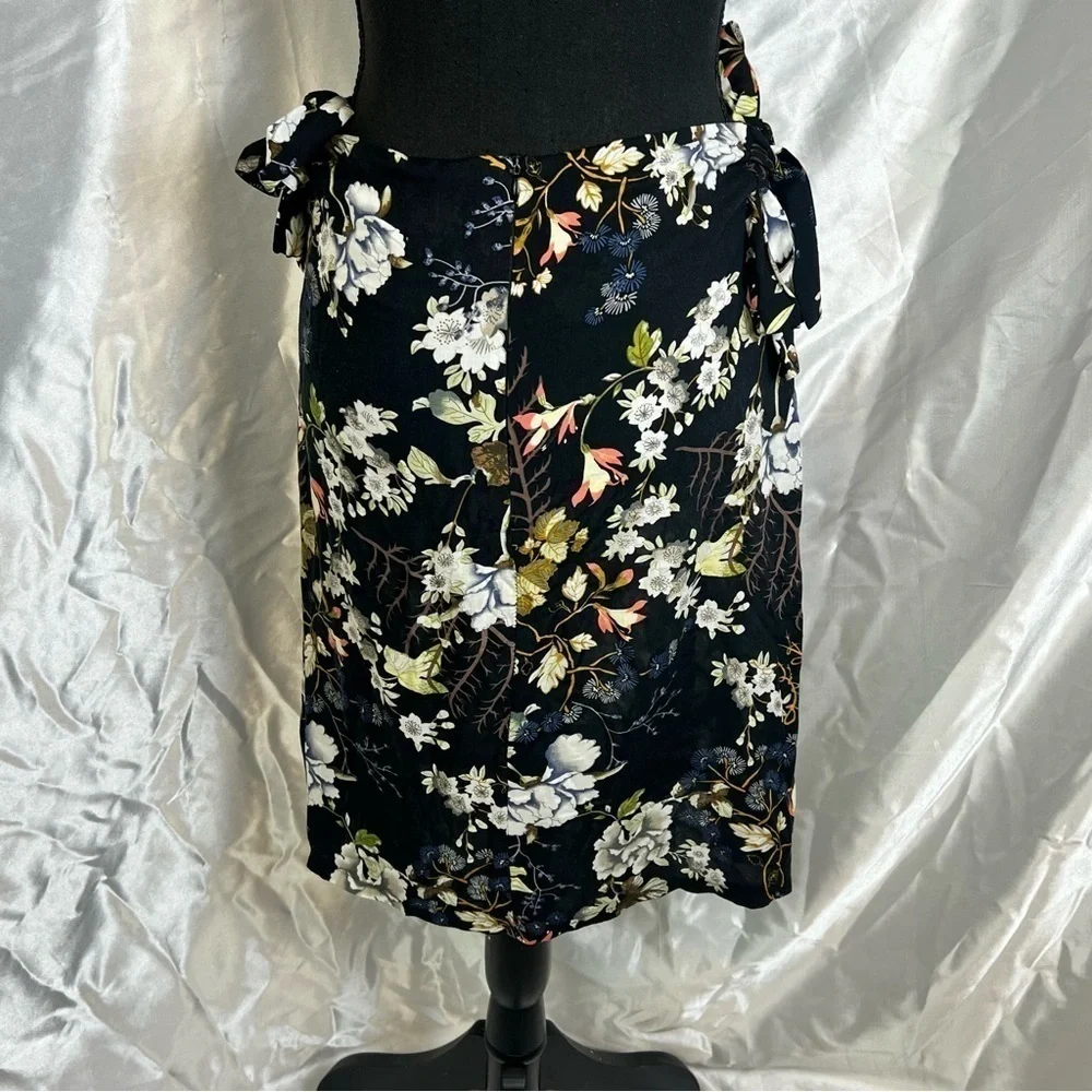 Black Floral Faux Wrap Short Skirt XS